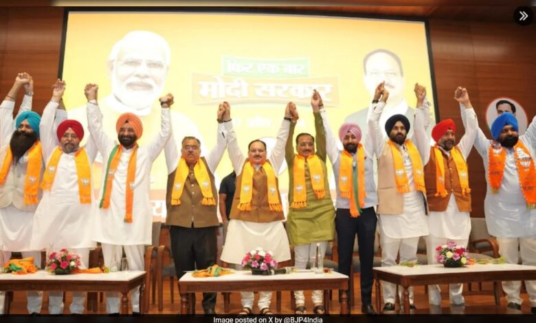 800 Sikh Community Members Join BJP In Delhi, Give Major Boost To Party