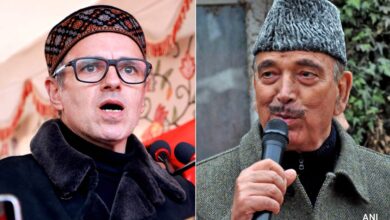 Ghulam Nabi Azad's 'Tourist' Jibe At Omar Abdullah