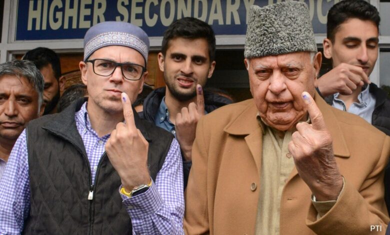 3 Generations Of Abdullah Family Cast Vote In Jammu and Kashmir In 4th Phase Of Polling