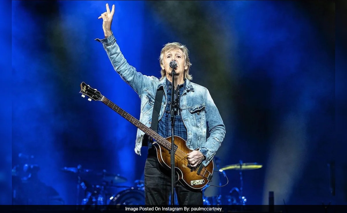 Beatles Legend Paul McCartney Becomes UK's First Billionaire Musician