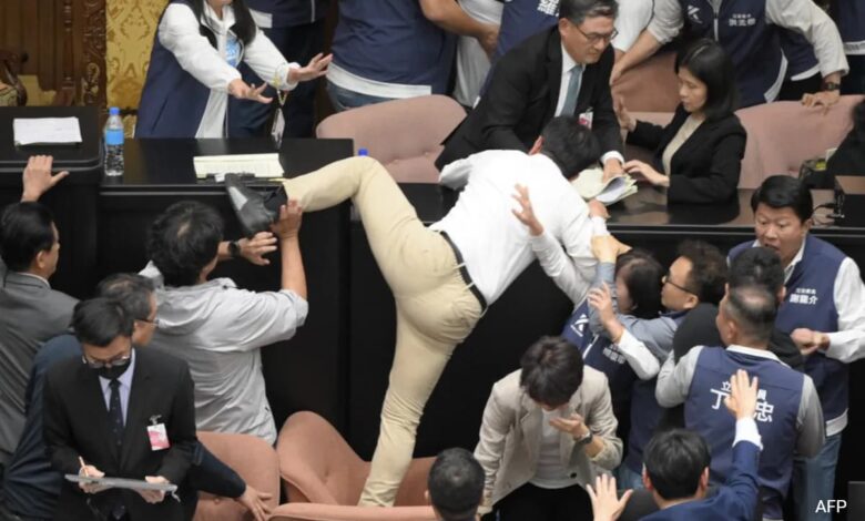 Taiwan MP Tries To Run Away With Bill To Stop It From Being Passed