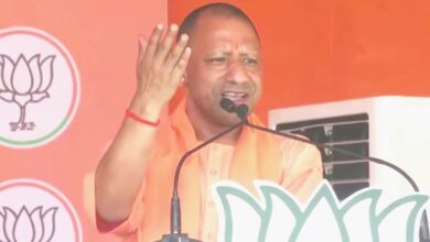 Yogi Adityanath Targets Rahul Gandhi