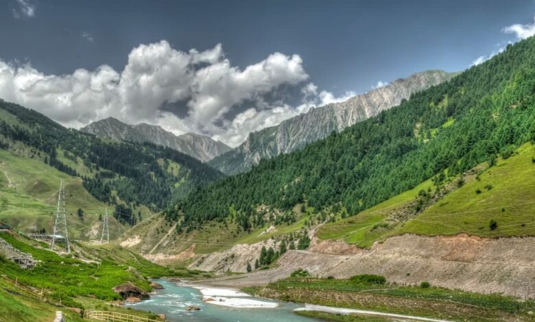 गर्मियों के लिए ये टूरिस्‍ट प्‍लेस हैं एकदम ‘झकास’, न होटलों की मारामारी, न भीड़भाड़ का टेंशन, और आपके बजट में