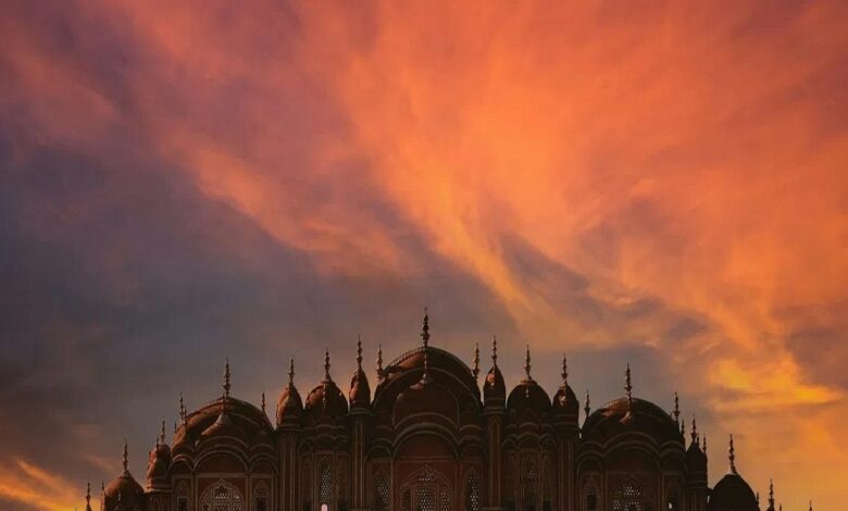 यहां गायब हो गई सुबह! रात के बाद सीधे हो रही दोपहर, उठते ही पगला रहे लोग