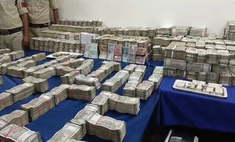 Huge T20 World Cup Betting Racket Busted In Madhya Pradesh, Gang Dealt In Dollars, Pounds, Dirhams