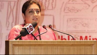 Union Minister Smriti Irani Trails In Amethi, Congress Candidate Leads