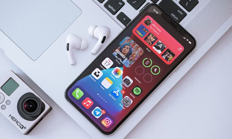 iOS 18 May Bring Control Centre Overhaul, Redesigned Music Widget to the iPhone: Report