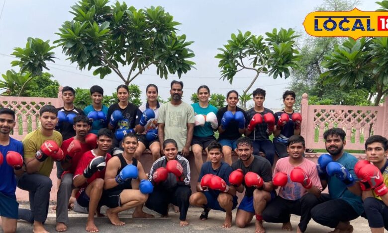 The sportsman of Kota has learned the technique of martial arts without a coach by reading books, watching movies of Lee Bruce Lee, Mike Tyson and many Indian heroes.