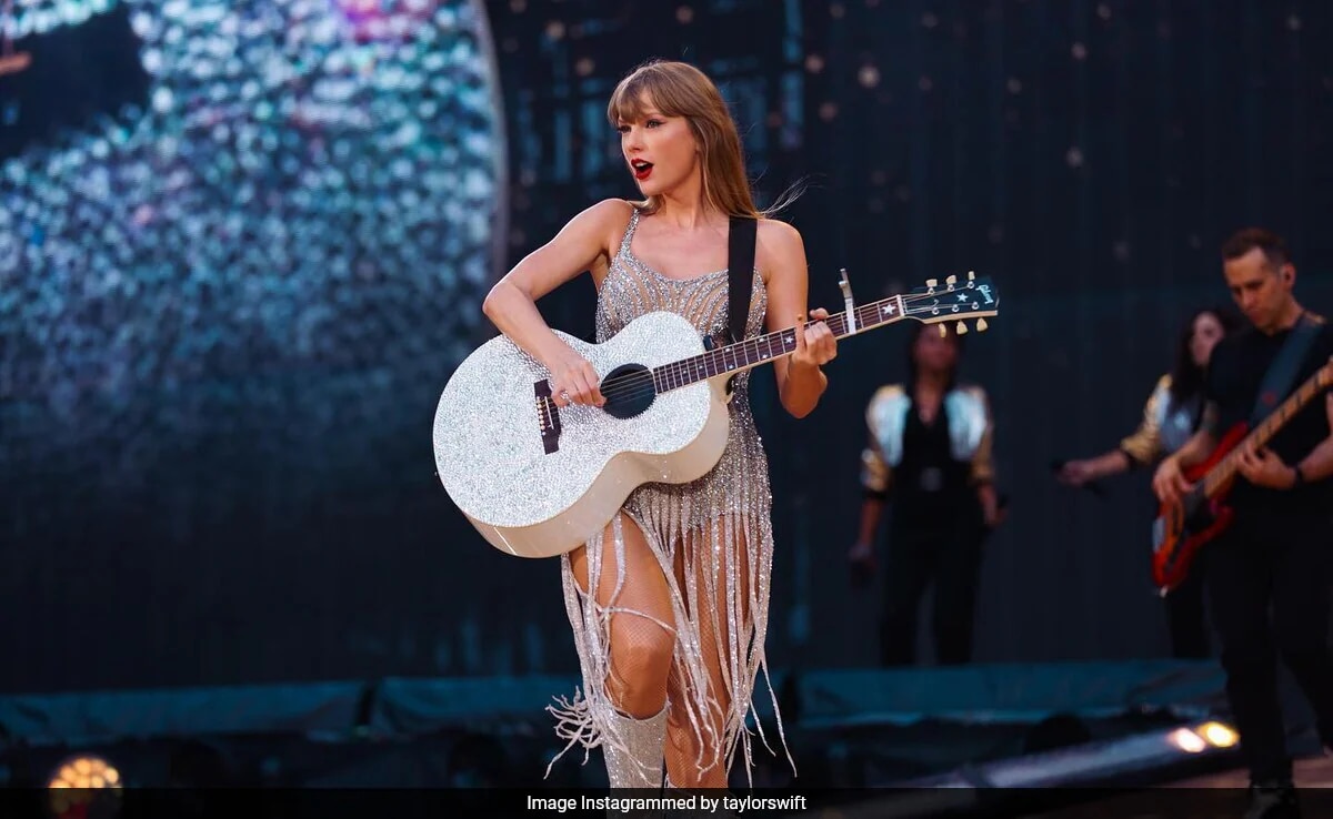 Taylor Swift Did Not Make It To Democrat Event, But Her Songs Did