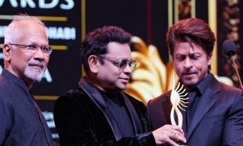 IIFA 2024: बुरे वक्त को याद कर इमोशनल हुए शाहरुख खान, संदीप रेड्डी वांगा से की खास अपील