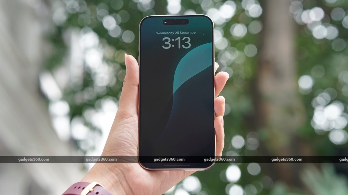 iphone 16 pro max review1 screen iPhone 16 Pro Max
