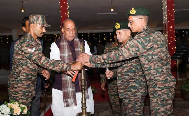 'Will Try To Go Beyond Disengagement, But...': Rajnath Singh's LAC Update