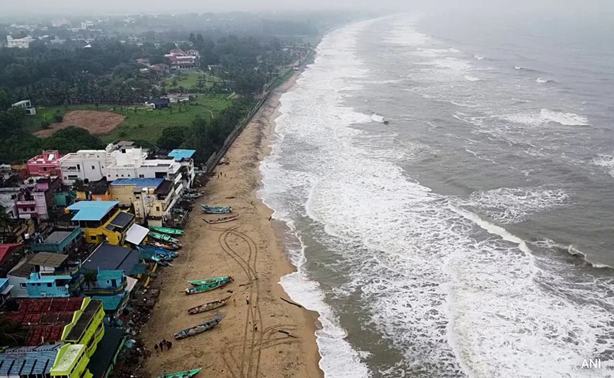 Cyclone Fengal Live Updates: Cyclone Fengal Landfall Likely Today, Rain Alert Across Tamil Nadu