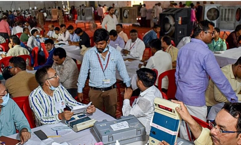 Election Results: महाराष्ट्र-झारखंड में किसकी सरकार? कौन बनेगा किंग तो कौन किंगमेकर, रिजल्ट का बस थोड़ा इंतजार