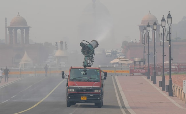 Delhi's Air Quality Improves After Weeks, Nears 'Moderate' Category