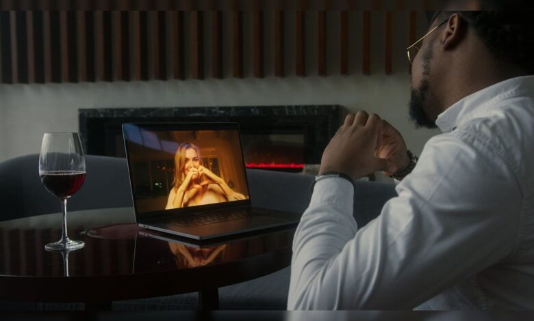 Australian Woman Loses Rs 4.3 Crore, Becomes Homeless, Trying To Find Love Online