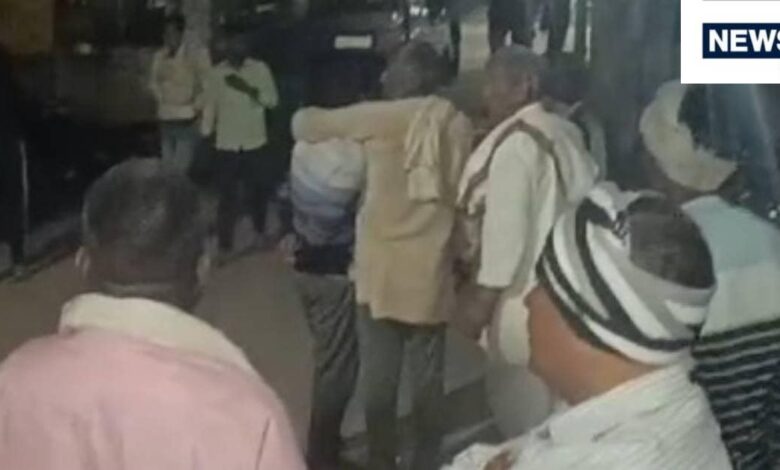 बेटे की शादी से 3 दिन पहले पिता गया था खरीदारी करने, लौटते समय फट गया कार का टायर, हो गई 'मौत'