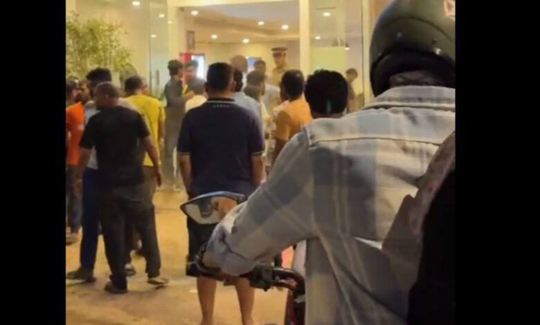 Sena Workers Ransack Hotel Where Comedian Made A Jibe At Eknath Shinde