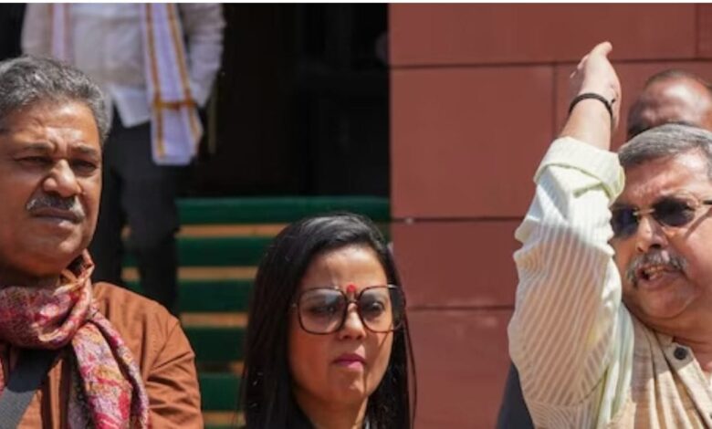 'इंटरनेशनल लेडी' पर TMC में भिड़ंत, कीर्ति आजाद के साथ उलझे कल्याण बनर्जी