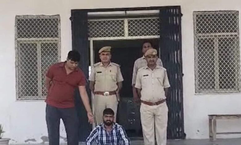 खुशी बनकर चैट करती थी युवती, मिलने के बहाने लगाती थी लाखों का चूना, अब खुल गया पूरा खेल!