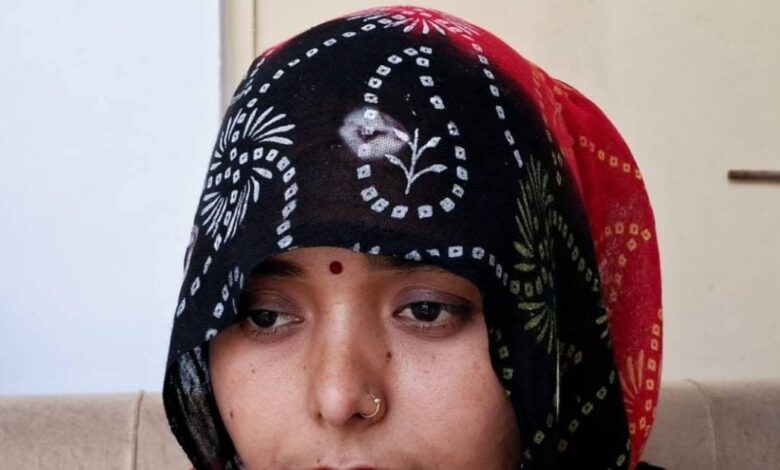 बबुआ पत्नी से जरा बचके रहियो...कहीं ऐसा नहीं हो कि होशियारी भारी पड़ जाए और हाथ मलते रह जाओ, पढ़ें ये दास्तां