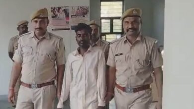 आधी रात पत्नी पर ठनका पति का माथा, बच्चे की भी नहीं की परवाह, 11 साल के बेटे ने पुलिस को बताया सबकुछ- husband got angry with wife at midnight 11 year old son told everything about murder to police