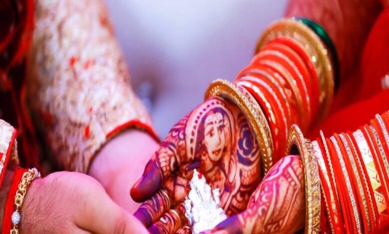 Murder in Love Marriage : तेरा साथ है कितना प्यारा...लव मैरिज के 1 साल भीतर ही उतरा प्यार का भूत, पति पत्नी एक दूसरे पर टूट पड़े और...