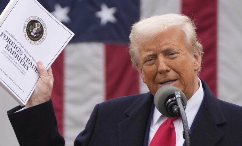 Donald Trump Tariff latest News: डोनाल्ड ट्रंप ने टैरिफ लिस्ट से कनाडा और मैक्सिको को बाहर रखा.