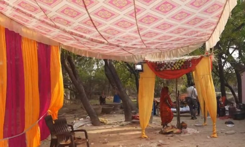 Upset Over Not Being Served Paneer, Man Drives Bus Over Wedding Guests In UP