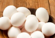 When someone eat 12 eggs per day what happen-अगर कोई 1 दिन में 12 अंडे खा ले तो क्या होगा, शरीर में किस तरह की हलचल मचेगी