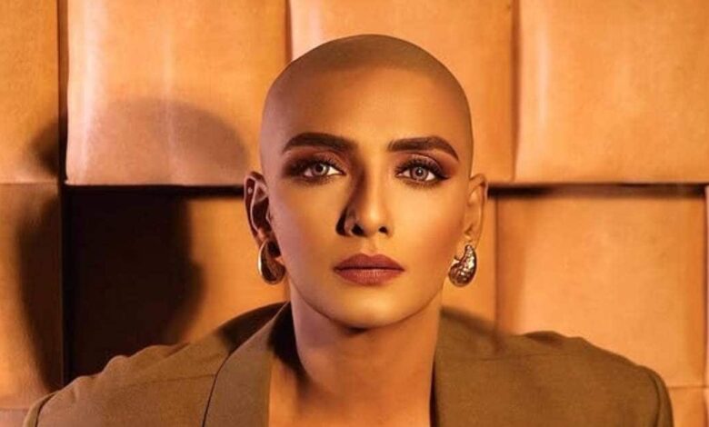 अक्षय कुमार की पहली हीरोइन, मिथुन चक्रवर्ती संग किया काम, क्यों हो गईं गंजी? फोटो शेयर कर बोलीं- 'मैंने आज...'