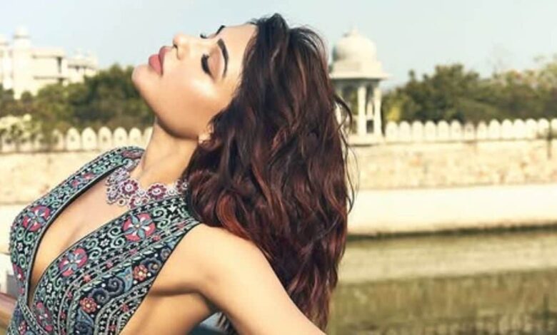 टॉप हीरोइन ने 500 रुपए होटल में की ऐसी नौकरी, अब है 101 करोड़ की मालकिन, फिल्म और वेब सीरीज में भी है जलवा – News18 हिंदी