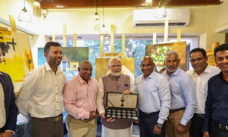 पीएम मोदी का श्रीलंका दौरा: 1996 विश्व कप टीम से मुलाकात, मित्र विभूषण पुरस्कार.
