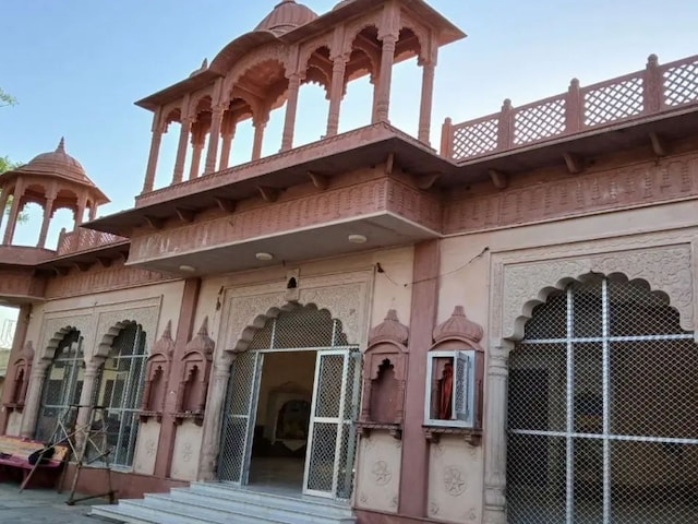 यहां एक ही जगह हो जाते है चार धाम के दर्शन, नहीं करनी पड़ती कठिन यात्रा