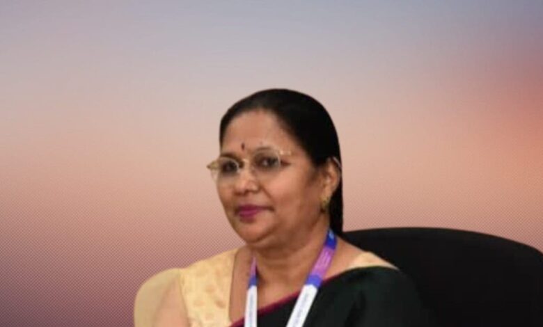 SBI Story: 17 साल की उम्र में शादी, बैंक में लगाया झाड़ू, फिर वहीं बनीं असिस्टेंट जनरल मैनेजर