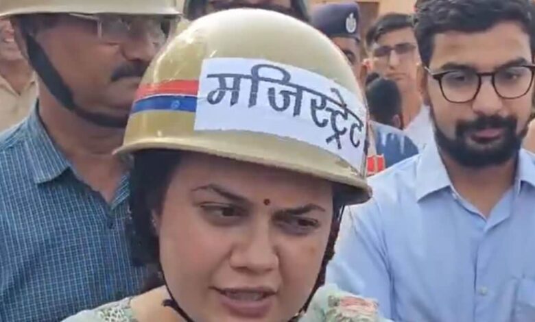 भारत-पाक जंग के बीच एक्शन में टीना डाबी, नजर आया इमरजेंसी वाला लुक, टेंशन वाले इलाके में लोगों से अपील – News18 हिंदी