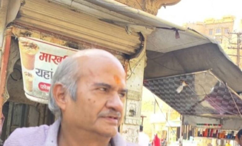 Barmer Jaisalmer Live News : सुबह शांति तो रात को हो जाता है ब्लैक आउट, जमीन से ज्यादा आसमान में रहती निगाहें