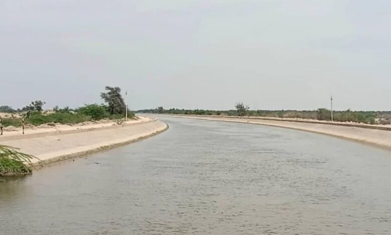 खाजूवाला में पेयजल संकट गहराया! डिग्गियां खाली, SDM रमेश कुमार का एक्शन, PHED को टैंकर भेजने के सख्त निर्देश