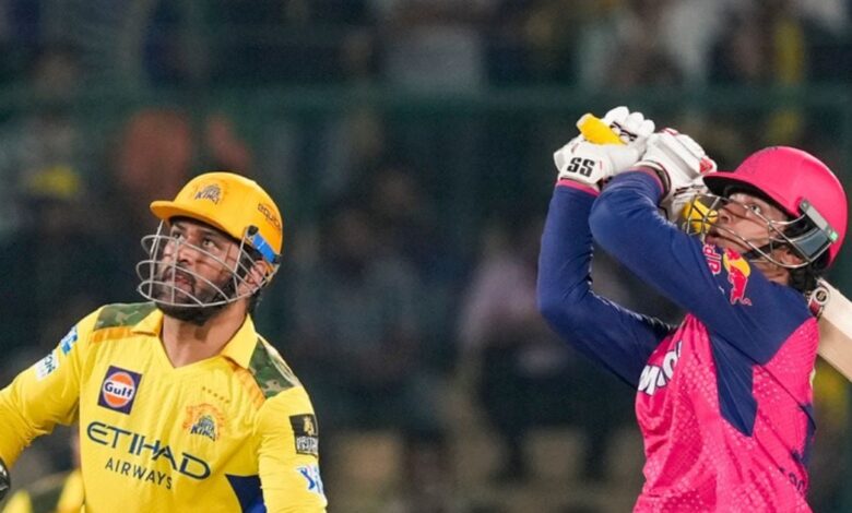 IPL 2025: धोनी की टीम 10वां मैच हारी, आईपीएल इतिहास में पहली बार... CSK बॉटम पर खत्म करेगी लीग