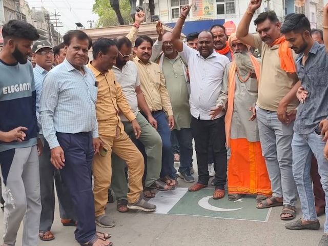 राजस्थान: SI पेपर लीक केस की आज होगी सुनवाई, पैरों तले रौंदा पाकिस्तानी झंडा