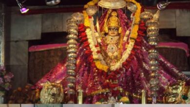 bam wali mata ka mandir where pak army dropped 3000 bombs not exploded tanot mata mandir bomb story : पाकिस्तान बॉर्डर पर बम वाली माता का मंदिर, जहां दागे 3000 गोले, लेकिन नहीं हुआ बाल भी बांका, चमत्कार देखने खुद आया दुश्मन!