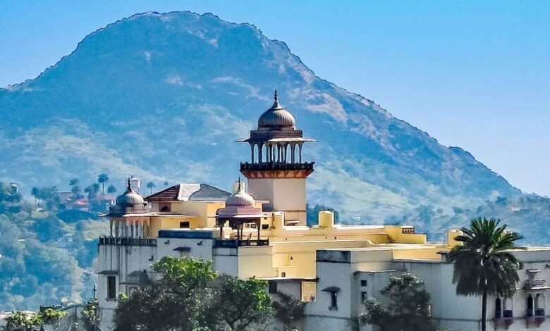 mount abu name change rename to Abu Raj tirtha Liquor Alcohol Non Veg ban proposal | माउंट आबू का नाम बदल जाएगा? तो नया नाम क्या होगा... यहां बहुत कुछ बदलाव की तैयारी चल रही है, पढ़ें ये रिपोर्ट...