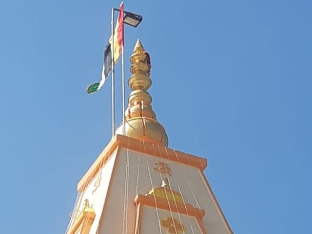 अचानक गायब होने लगे मंदिरों से कलश, शिखर पर चढ़ चुरा लेता था गैंग