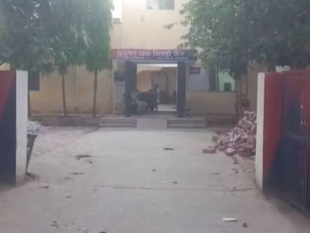 घर में घुसकर 15 साल की लड़की से गैंगरेप, अश्लील वीडियो बनाकर कर दिया वायरल