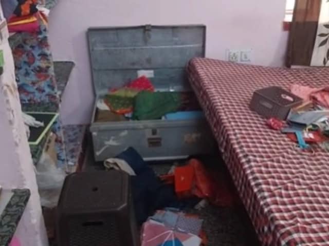 पुलिस के अभेद्य गढ़ में चोरों का बड़ा 'अटैक', पुलिस लाइन में तोड़े ताले