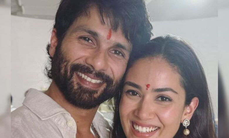 वेलनेस थेरेपी सेंटर की मालकिन बनीं मीरा, पति शाहिद के साथ की पूजा में शामिल हुए सास ससुर – News18 हिंदी