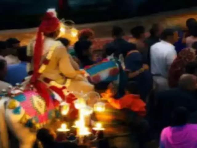 शादी पार्टी खाने आए थे मेहमान, चुपके से परोस दी ऐसी चीज, दुल्हन के भी उड़े होश!