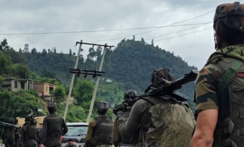 ⁠Pahalgam Terrorist Attack Update: पहलगाम अटैक के बाद सेना की वर्दी में आतंकियों का कहर, सुरक्षा चिंता बढ़ी