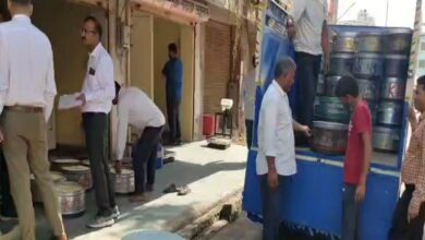 Jaipur News: जयपुर में मीठे की मिलावट का काला खेल बेनकाब... दूध मंडी से नष्ट किया गया 1380 किलो मावा!