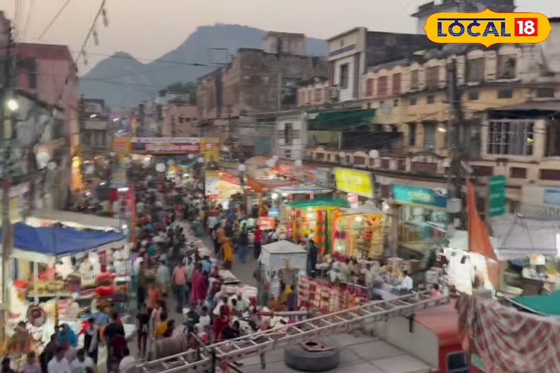 दीपावली त्यौहार पर शहर जगमगाया 